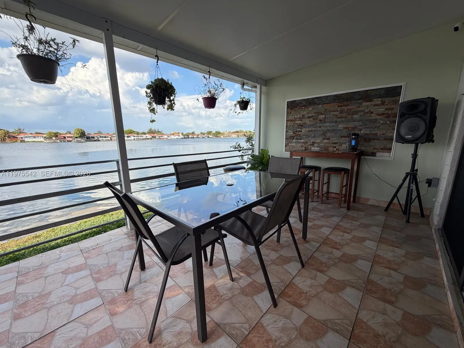 2603 W 60th Pl 101-11, Hialeah, Florida 33016, Hialeah, Florida 33016, 4 Bedrooms Bedrooms, ,3 BathroomsBathrooms,Residential Lease,For Rent,2603 W 60th Pl 101-11, Hialeah, Florida 33016,A11975542