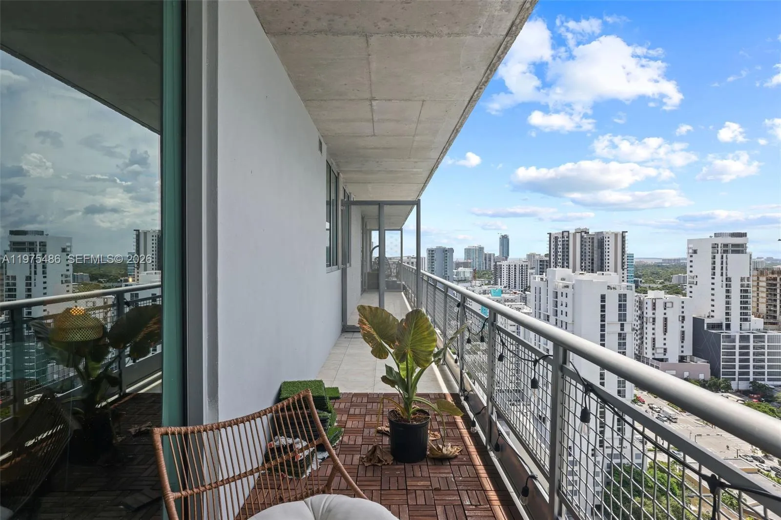 690 Sw 1st Ct 2730, Miami, Florida 33130, Miami, Florida 33130, ,1 BathroomBathrooms,Residential Lease,For Rent,690 Sw 1st Ct 2730, Miami, Florida 33130,A11975486
