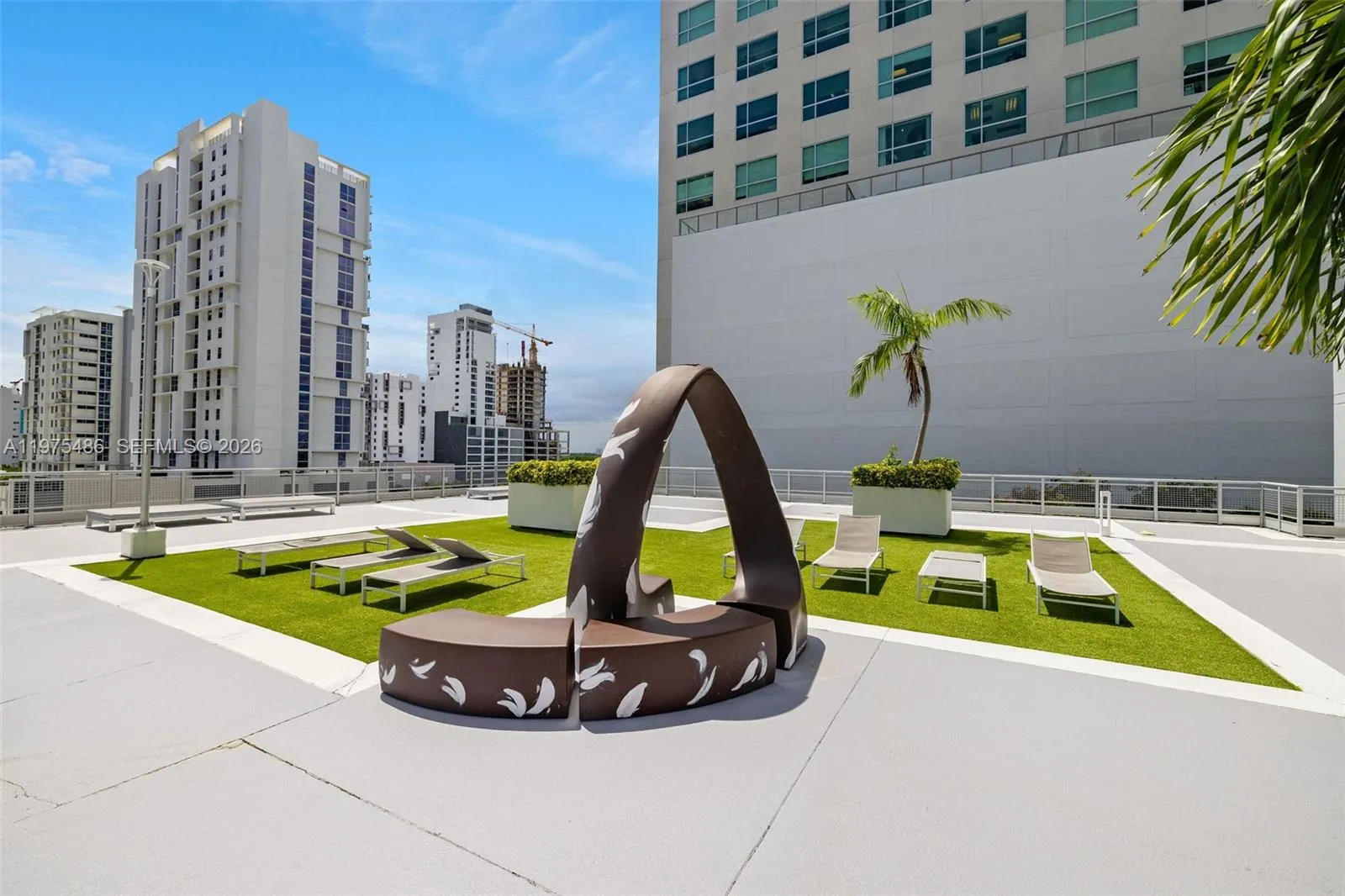 690 Sw 1st Ct 2730, Miami, Florida 33130, Miami, Florida 33130, ,1 BathroomBathrooms,Residential Lease,For Rent,690 Sw 1st Ct 2730, Miami, Florida 33130,A11975486