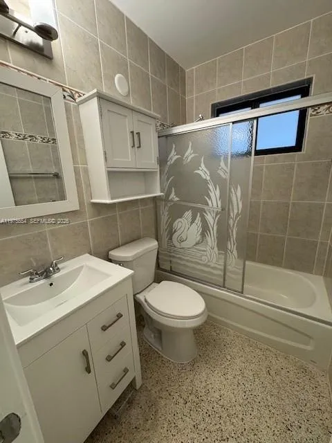 Miami, Florida 33155, 2 Bedrooms Bedrooms, ,2 BathroomsBathrooms,Residential Lease,For Rent,A11975554