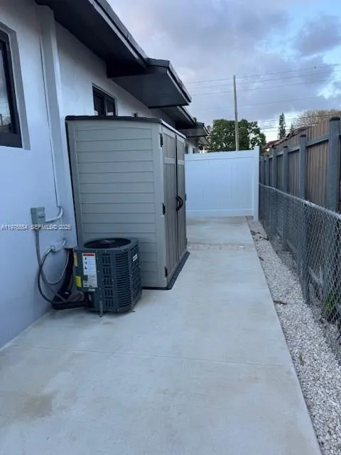 Miami, Florida 33155, 2 Bedrooms Bedrooms, ,2 BathroomsBathrooms,Residential Lease,For Rent,A11975554