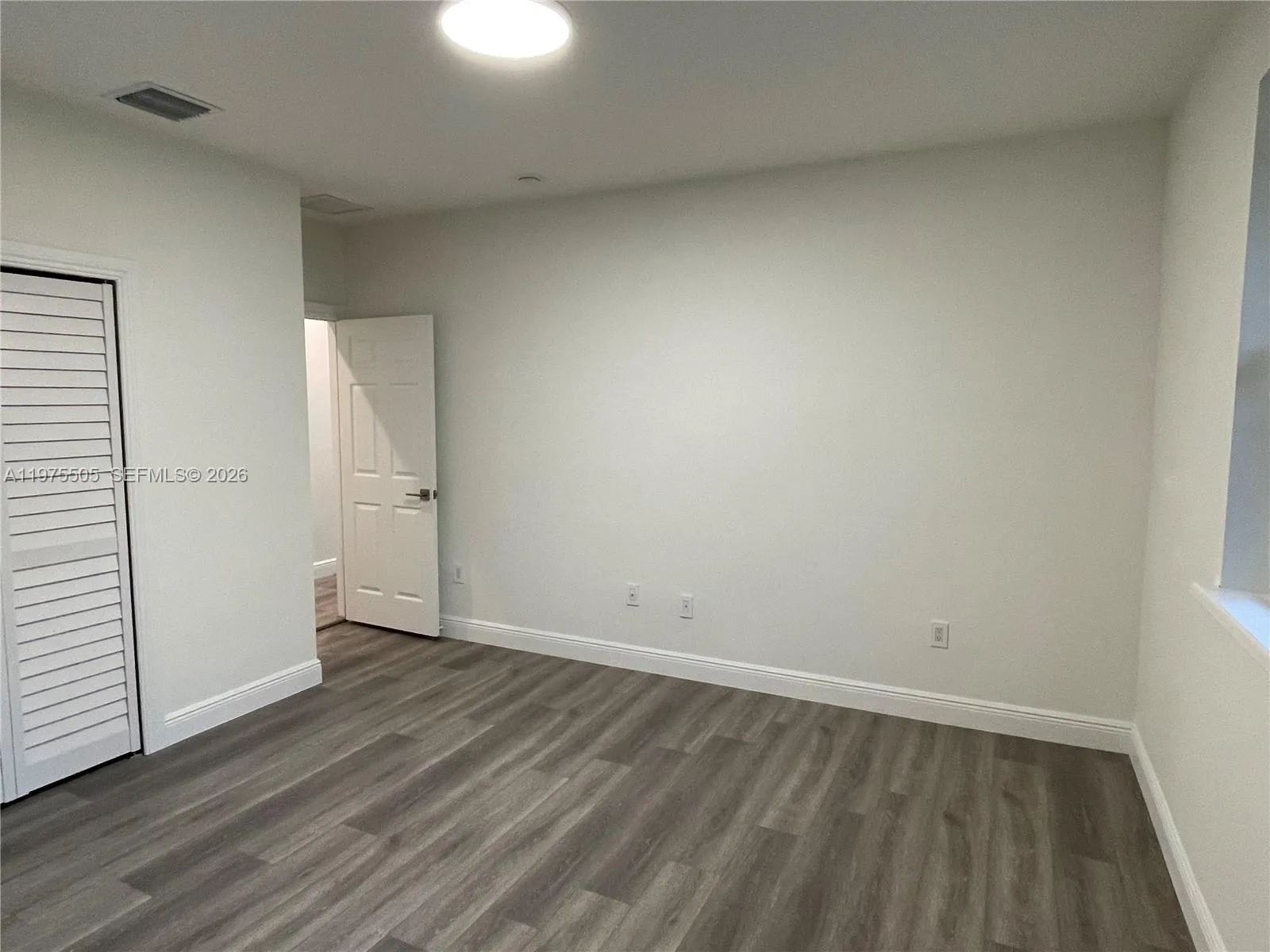 1st Guest Bedroom 2