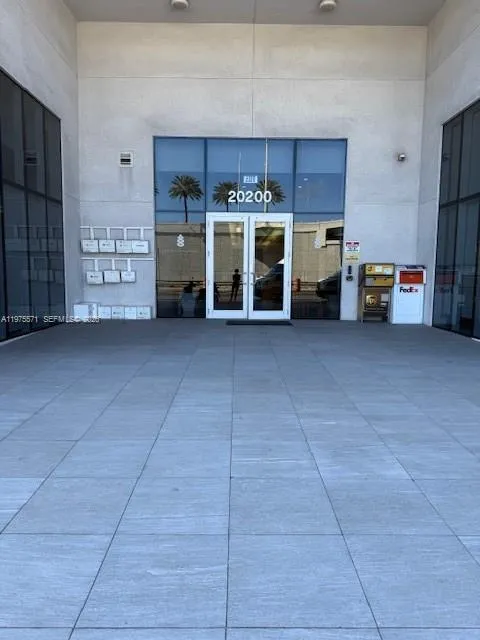 20200 West Dixie Hwy 809, Miami, Florida 33180, Miami, Florida 33180, ,Commercial Lease,For Rent,20200 West Dixie Hwy 809, Miami, Florida 33180,A11975571