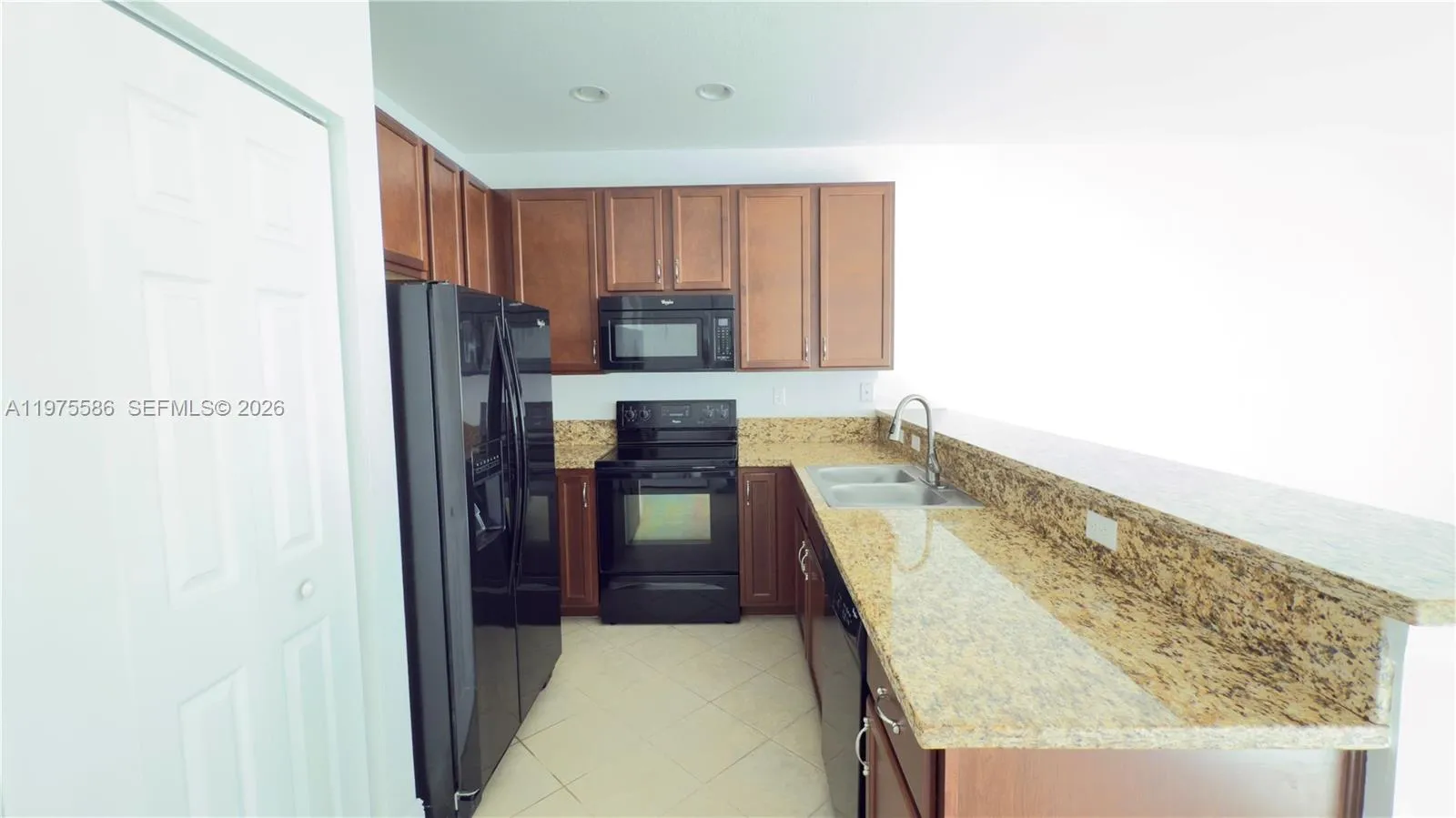 1522 Sw 147th Ter, Pembroke Pines, Florida 33027, Pembroke Pines, Florida 33027, 2 Bedrooms Bedrooms, ,2 BathroomsBathrooms,Residential Lease,For Rent,1522 Sw 147th Ter, Pembroke Pines, Florida 33027,A11975586