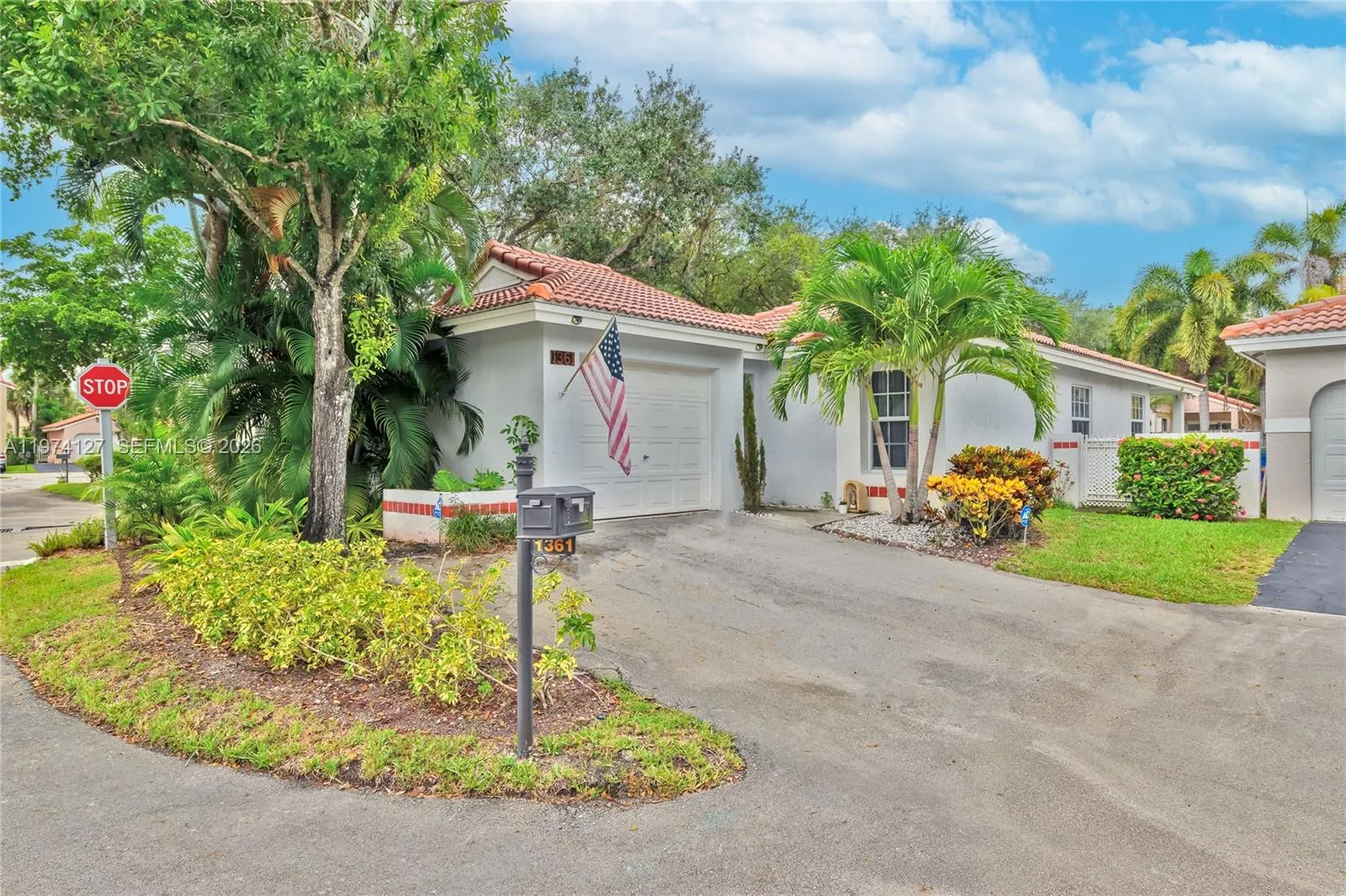 1361 Seagrape Cir, Weston, Florida 33326, Weston, Florida 33326, 3 Bedrooms Bedrooms, ,2 BathroomsBathrooms,Residential,For Sale,1361 Seagrape Cir, Weston, Florida 33326,A11974127