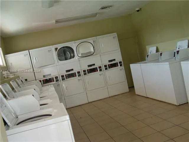 1800 Sans Souci Blvd 312, North Miami, Florida 331, North Miami, Florida 33181, 1 Bedroom Bedrooms, ,1 BathroomBathrooms,Residential Lease,For Rent,1800 Sans Souci Blvd 312, North Miami, Florida 331,A11975656