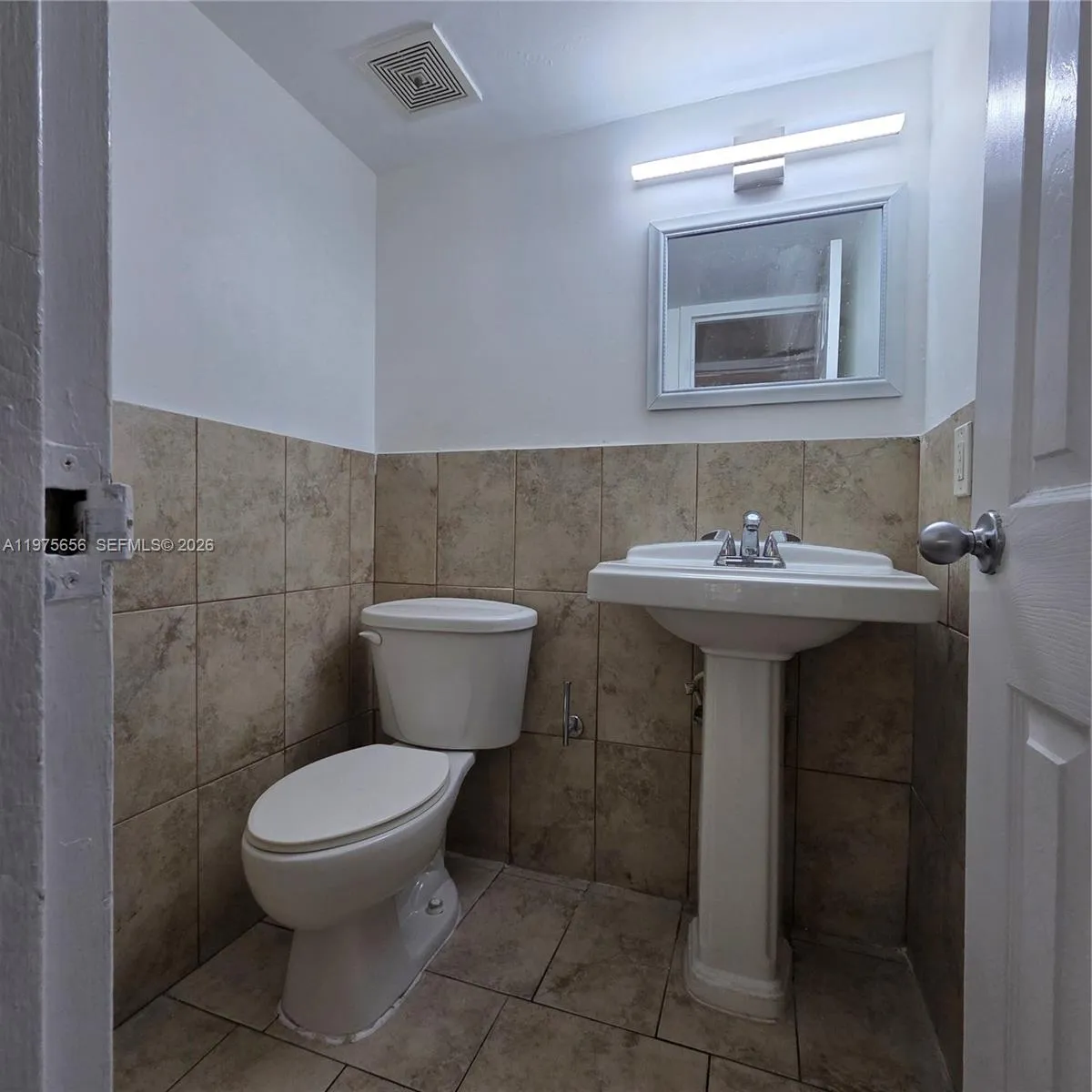 1800 Sans Souci Blvd 312, North Miami, Florida 331, North Miami, Florida 33181, 1 Bedroom Bedrooms, ,1 BathroomBathrooms,Residential Lease,For Rent,1800 Sans Souci Blvd 312, North Miami, Florida 331,A11975656