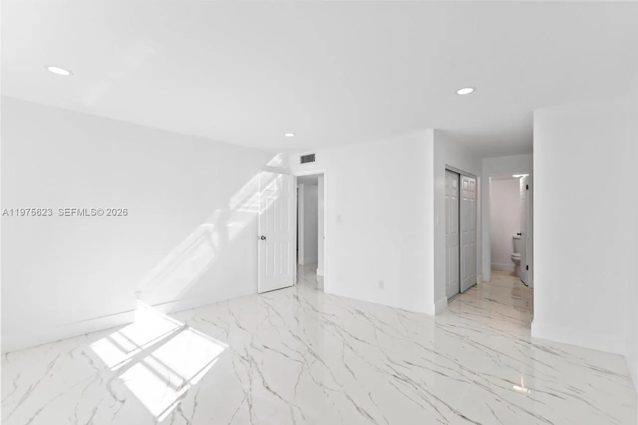 2251 Nw 48th Ter 102, Lauderhill, Florida 33313, Lauderhill, Florida 33313, 1 Bedroom Bedrooms, ,1 BathroomBathrooms,Residential Lease,For Rent,2251 Nw 48th Ter 102, Lauderhill, Florida 33313,A11975623