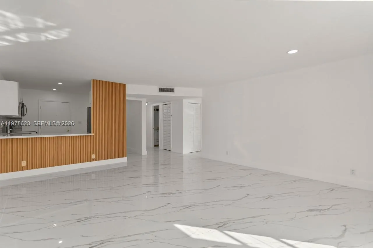 2251 Nw 48th Ter 102, Lauderhill, Florida 33313, Lauderhill, Florida 33313, 1 Bedroom Bedrooms, ,1 BathroomBathrooms,Residential Lease,For Rent,2251 Nw 48th Ter 102, Lauderhill, Florida 33313,A11975623