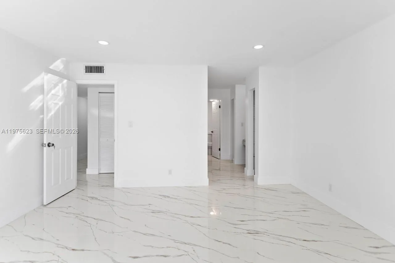 2251 Nw 48th Ter 102, Lauderhill, Florida 33313, Lauderhill, Florida 33313, 1 Bedroom Bedrooms, ,1 BathroomBathrooms,Residential Lease,For Rent,2251 Nw 48th Ter 102, Lauderhill, Florida 33313,A11975623