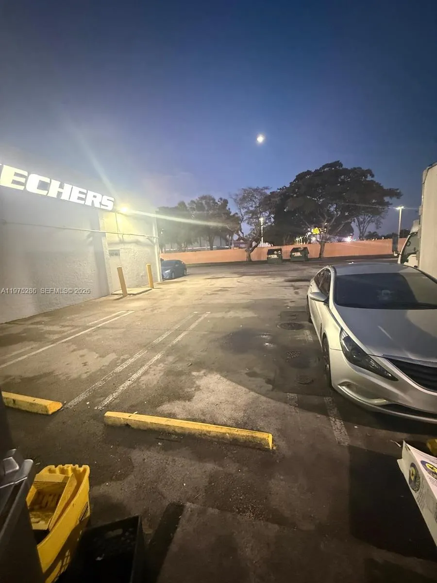 Confidential Nw 67th Ave, Hialeah, Florida 33015, Hialeah, Florida 33015, ,Business Opportunity,For Sale,Confidential Nw 67th Ave, Hialeah, Florida 33015,A11975286