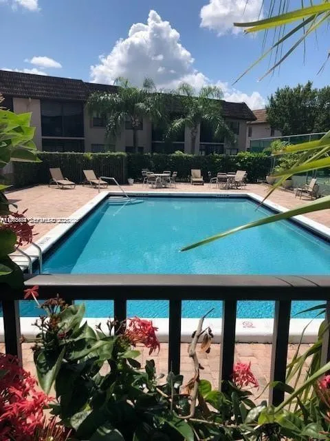 10445 Nw 11th St 201, Pembroke Pines, Florida 3302, Pembroke Pines, Florida 33026, 2 Bedrooms Bedrooms, ,2 BathroomsBathrooms,Residential Lease,For Rent,10445 Nw 11th St 201, Pembroke Pines, Florida 3302,A11975684