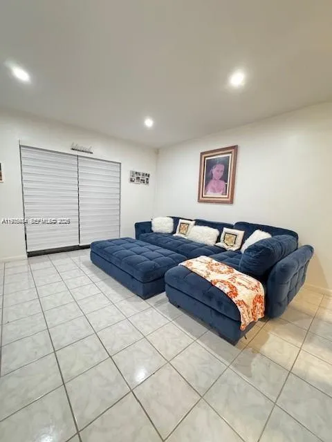 10445 Nw 11th St 201, Pembroke Pines, Florida 3302, Pembroke Pines, Florida 33026, 2 Bedrooms Bedrooms, ,2 BathroomsBathrooms,Residential Lease,For Rent,10445 Nw 11th St 201, Pembroke Pines, Florida 3302,A11975684