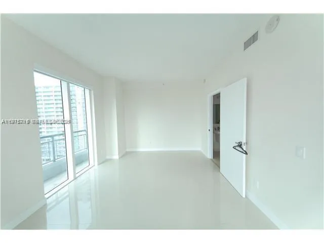 60 Sw 13th St 1421, Miami, Florida 33130, Miami, Florida 33130, 1 Bedroom Bedrooms, ,1 BathroomBathrooms,Residential Lease,For Rent,60 Sw 13th St 1421, Miami, Florida 33130,A11975718