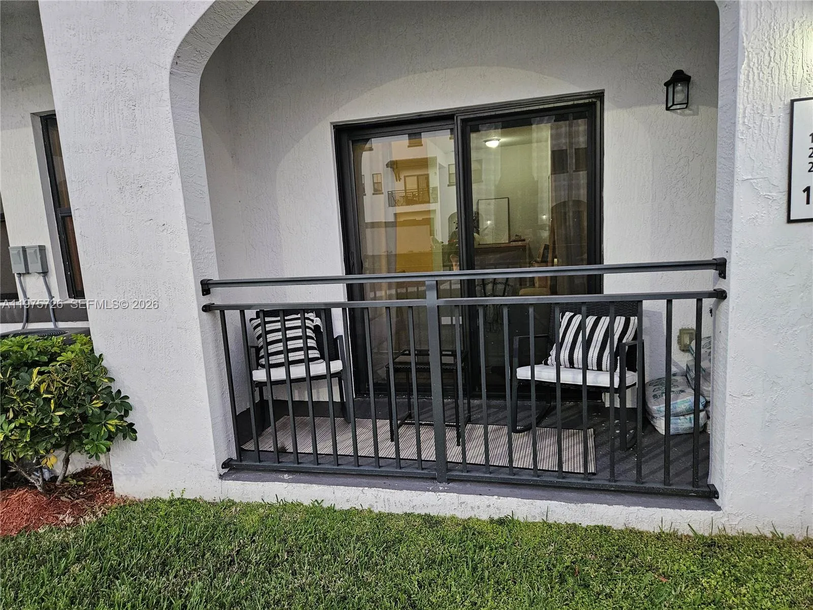 15520 Sw 136th St 106, Miami, Florida 33196, Miami, Florida 33196, 3 Bedrooms Bedrooms, ,2 BathroomsBathrooms,Residential Lease,For Rent,15520 Sw 136th St 106, Miami, Florida 33196,A11975726