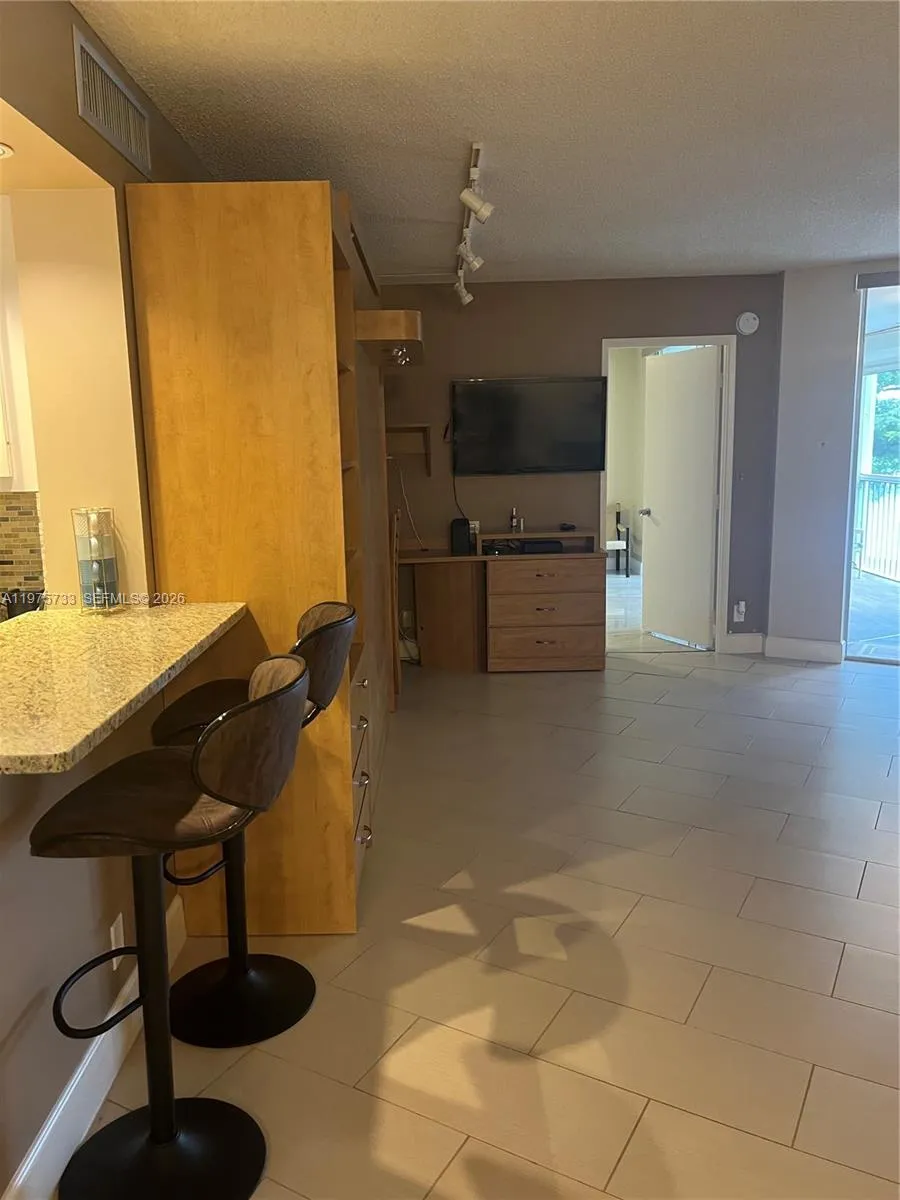 2940 N Course Dr 305, Pompano Beach, Florida 33069, Pompano Beach, Florida 33069, 1 Bedroom Bedrooms, ,2 BathroomsBathrooms,Residential Lease,For Rent,2940 N Course Dr 305, Pompano Beach, Florida 33069,A11975733