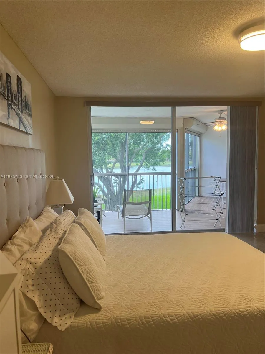 2940 N Course Dr 305, Pompano Beach, Florida 33069, Pompano Beach, Florida 33069, 1 Bedroom Bedrooms, ,2 BathroomsBathrooms,Residential Lease,For Rent,2940 N Course Dr 305, Pompano Beach, Florida 33069,A11975733
