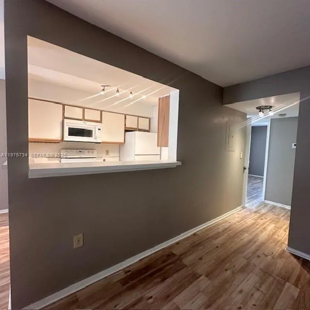 Oakland Park, Florida 33309, 1 Bedroom Bedrooms, ,1 BathroomBathrooms,Residential Lease,For Rent,A11975734