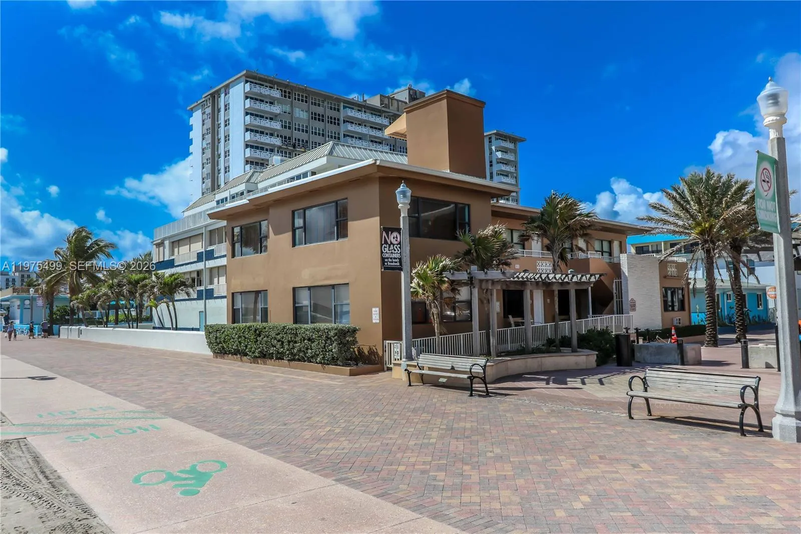 302 New Hampshire St 3ab, Hollywood, Florida 33019, Hollywood, Florida 33019, ,1 BathroomBathrooms,Residential,For Sale,302 New Hampshire St 3ab, Hollywood, Florida 33019,A11975499