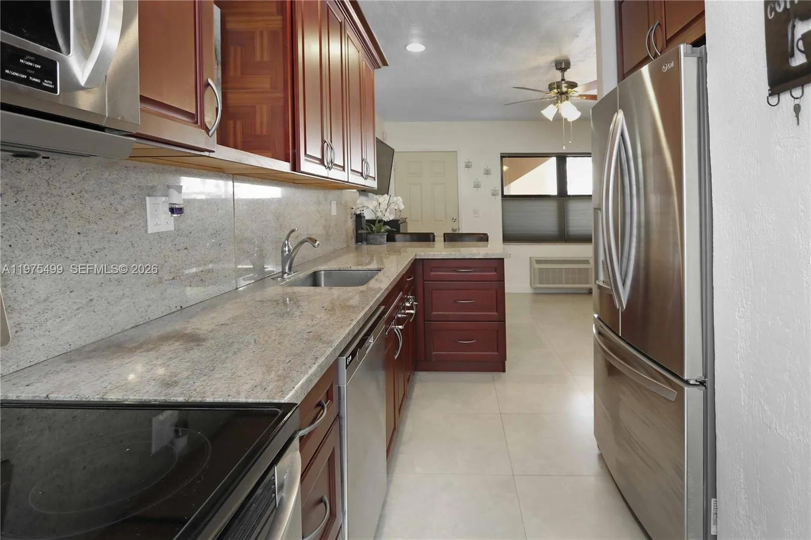 302 New Hampshire St 3ab, Hollywood, Florida 33019, Hollywood, Florida 33019, ,1 BathroomBathrooms,Residential,For Sale,302 New Hampshire St 3ab, Hollywood, Florida 33019,A11975499