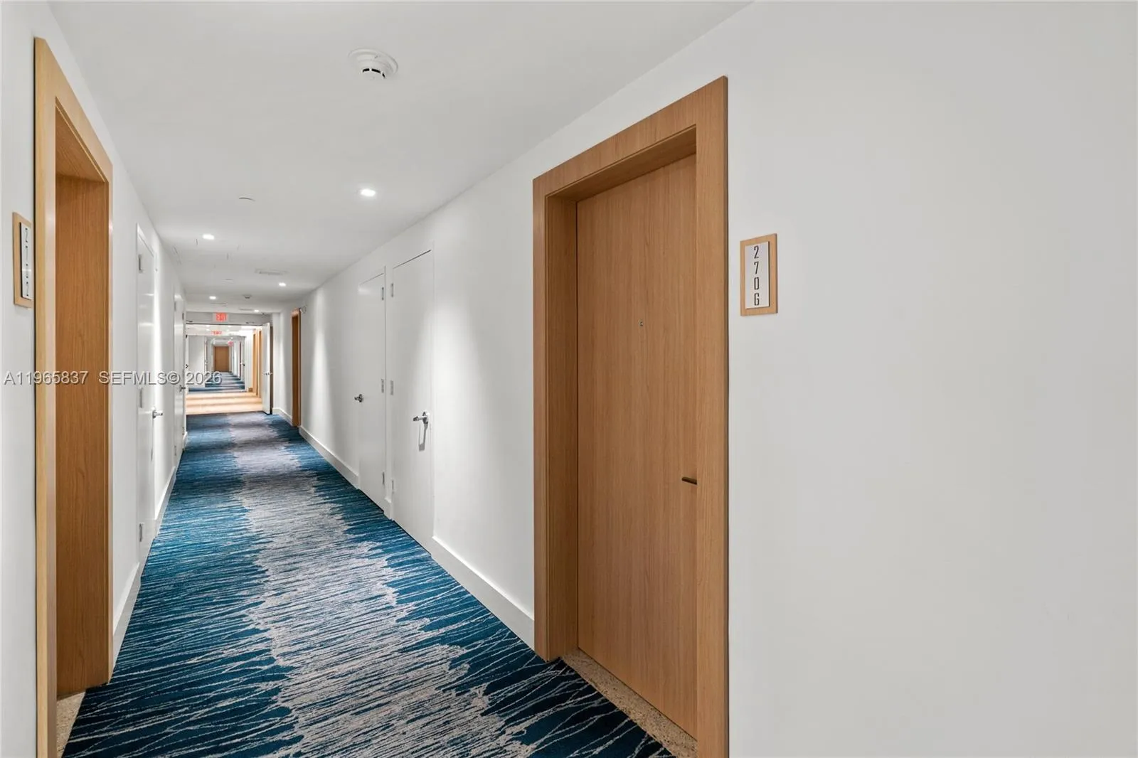 90 Sw 3rd St 2706, Miami, Florida 33130, Miami, Florida 33130, 2 Bedrooms Bedrooms, ,2 BathroomsBathrooms,Residential,For Sale,90 Sw 3rd St 2706, Miami, Florida 33130,A11965837