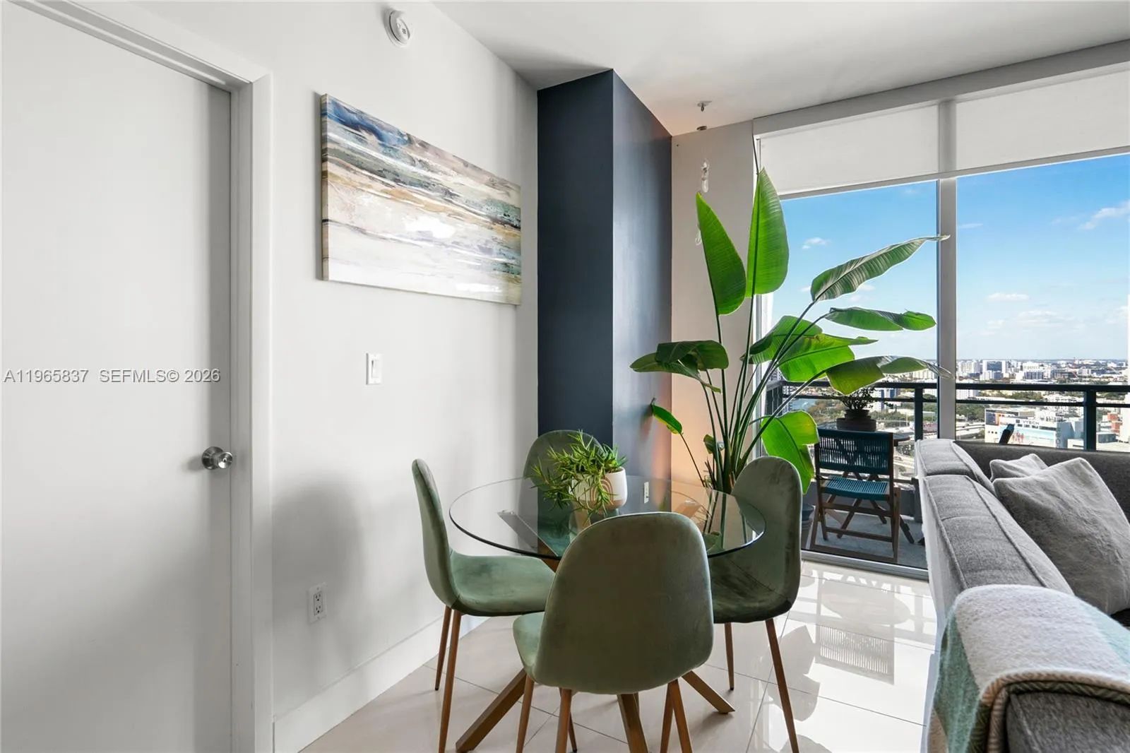 90 Sw 3rd St 2706, Miami, Florida 33130, Miami, Florida 33130, 2 Bedrooms Bedrooms, ,2 BathroomsBathrooms,Residential,For Sale,90 Sw 3rd St 2706, Miami, Florida 33130,A11965837