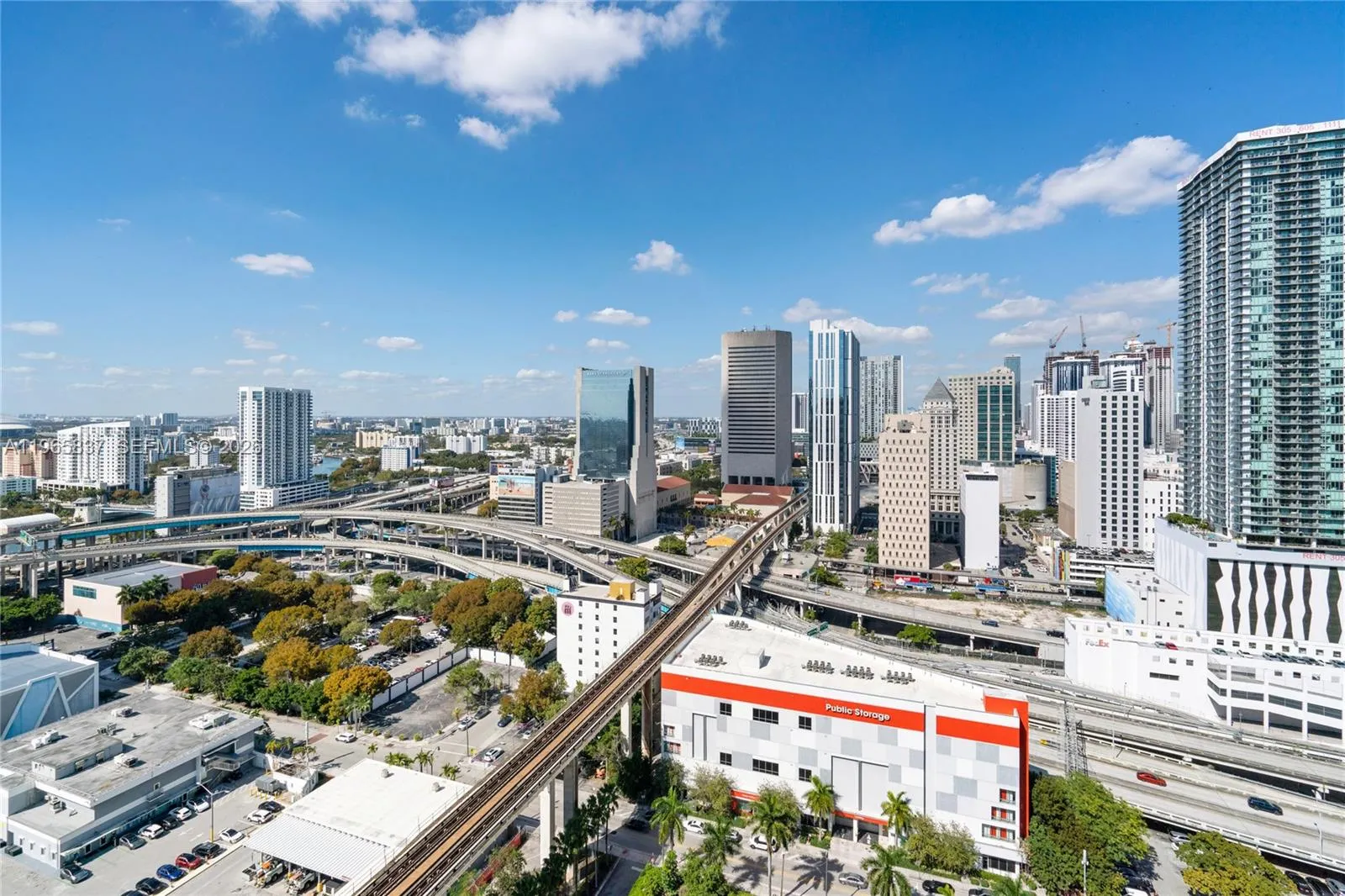 90 Sw 3rd St 2706, Miami, Florida 33130, Miami, Florida 33130, 2 Bedrooms Bedrooms, ,2 BathroomsBathrooms,Residential,For Sale,90 Sw 3rd St 2706, Miami, Florida 33130,A11965837