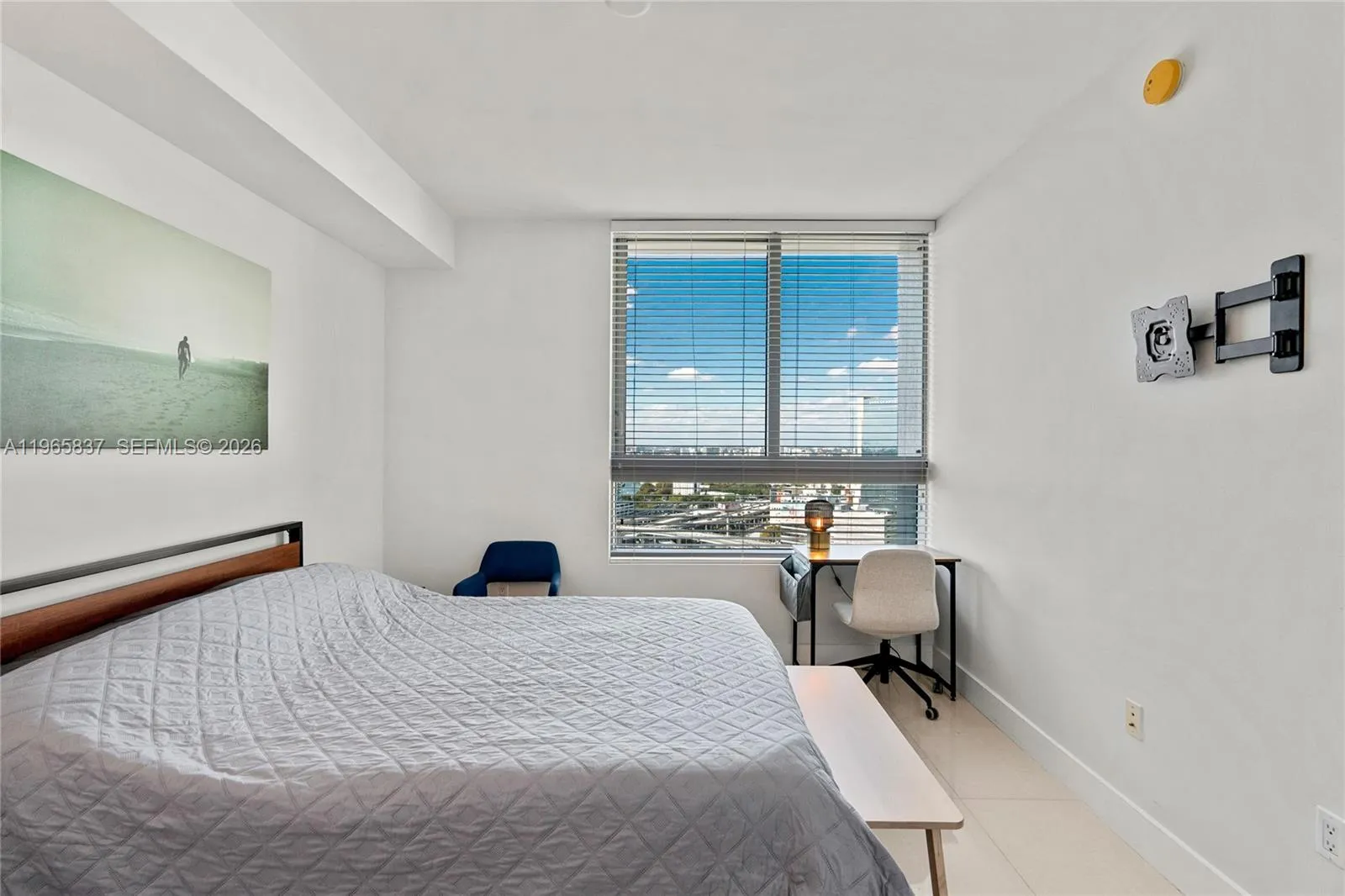 90 Sw 3rd St 2706, Miami, Florida 33130, Miami, Florida 33130, 2 Bedrooms Bedrooms, ,2 BathroomsBathrooms,Residential,For Sale,90 Sw 3rd St 2706, Miami, Florida 33130,A11965837