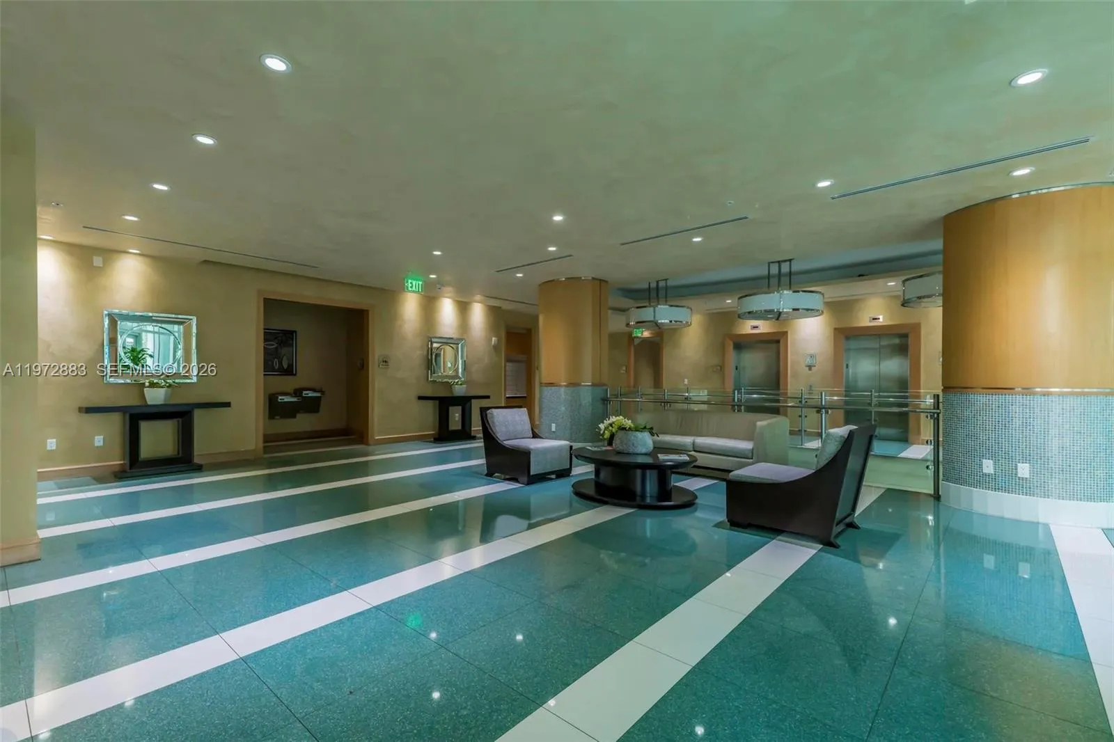 Miami, Florida 33131, 2 Bedrooms Bedrooms, ,2 BathroomsBathrooms,Residential Lease,For Rent,A11972883