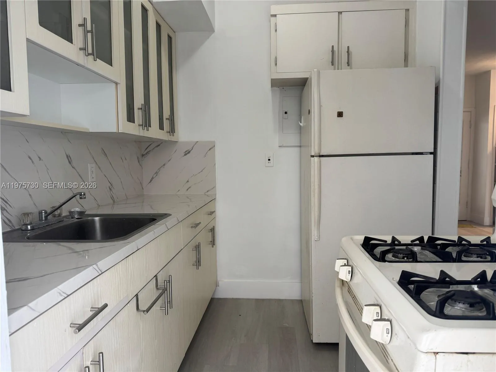 8420 Byron Ave 5, Miami Beach, Florida 33141, Miami Beach, Florida 33141, 1 Bedroom Bedrooms, ,1 BathroomBathrooms,Residential Lease,For Rent,8420 Byron Ave 5, Miami Beach, Florida 33141,A11975730