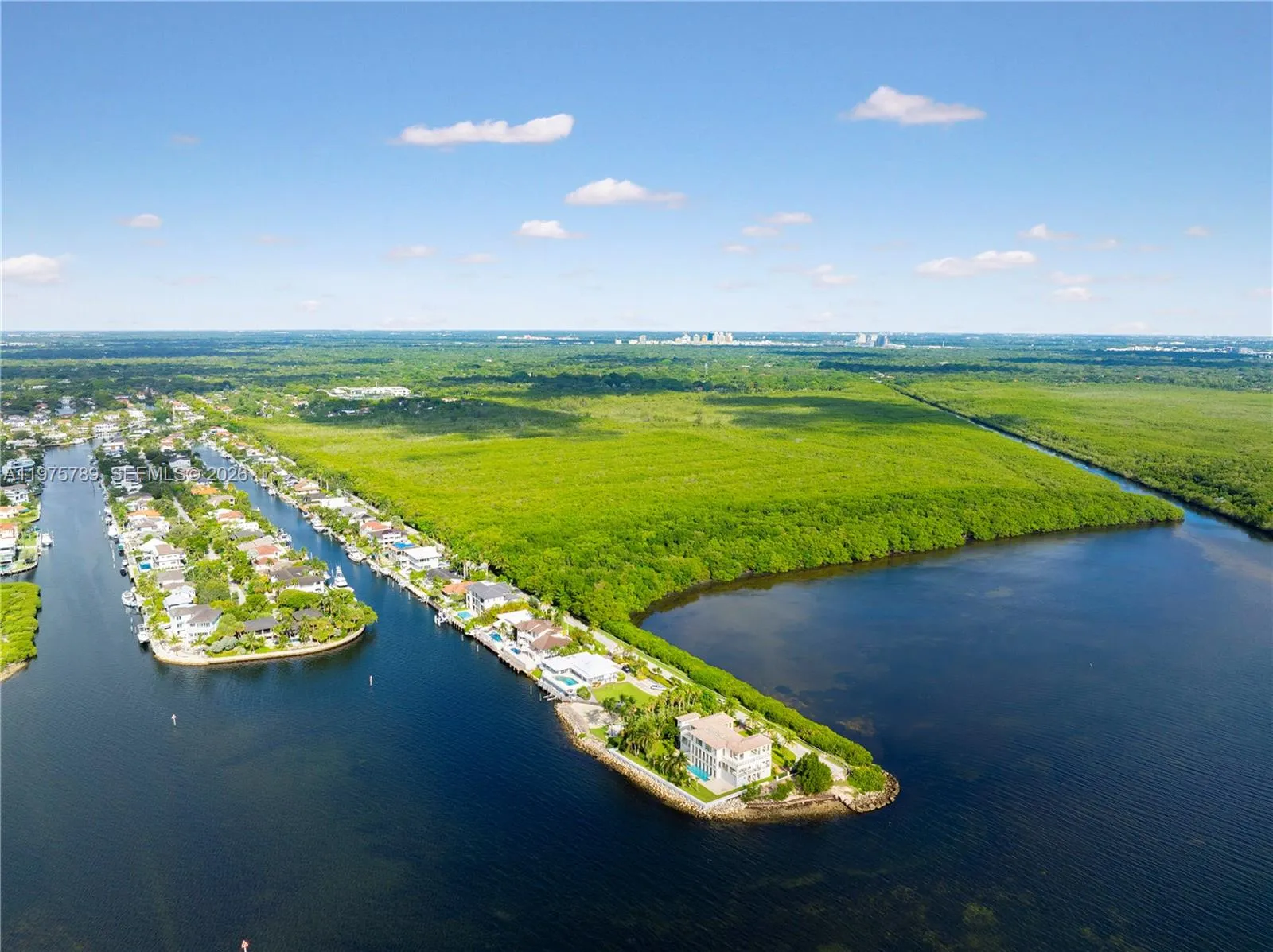 650 Lugo Ave, Coral Gables, Florida 33156, Coral Gables, Florida 33156, 7 Bedrooms Bedrooms, ,4 BathroomsBathrooms,Residential,For Sale,650 Lugo Ave, Coral Gables, Florida 33156,A11975789