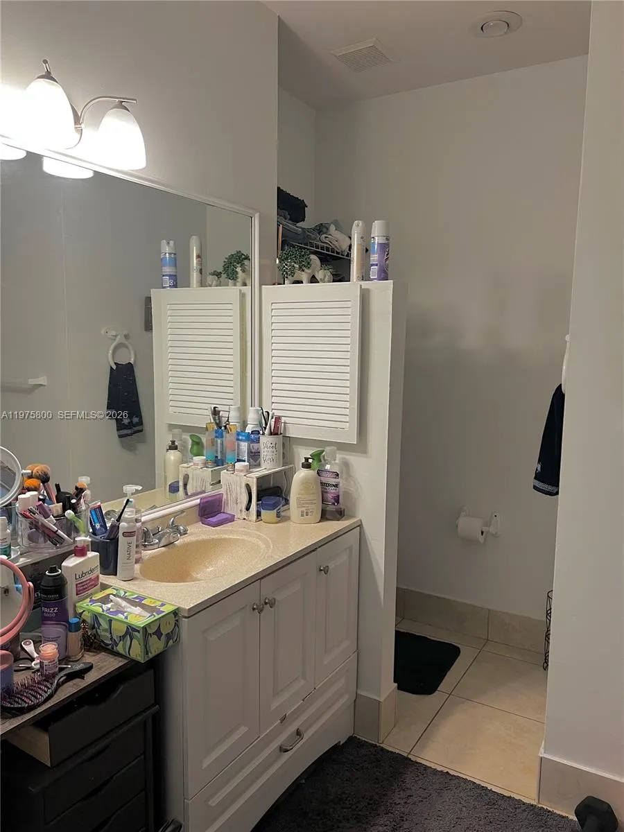 8320 Sw 12th Street, Pembroke Pines, Florida 33025, Pembroke Pines, Florida 33025, 3 Bedrooms Bedrooms, ,2 BathroomsBathrooms,Residential Lease,For Rent,8320 Sw 12th Street, Pembroke Pines, Florida 33025,A11975800