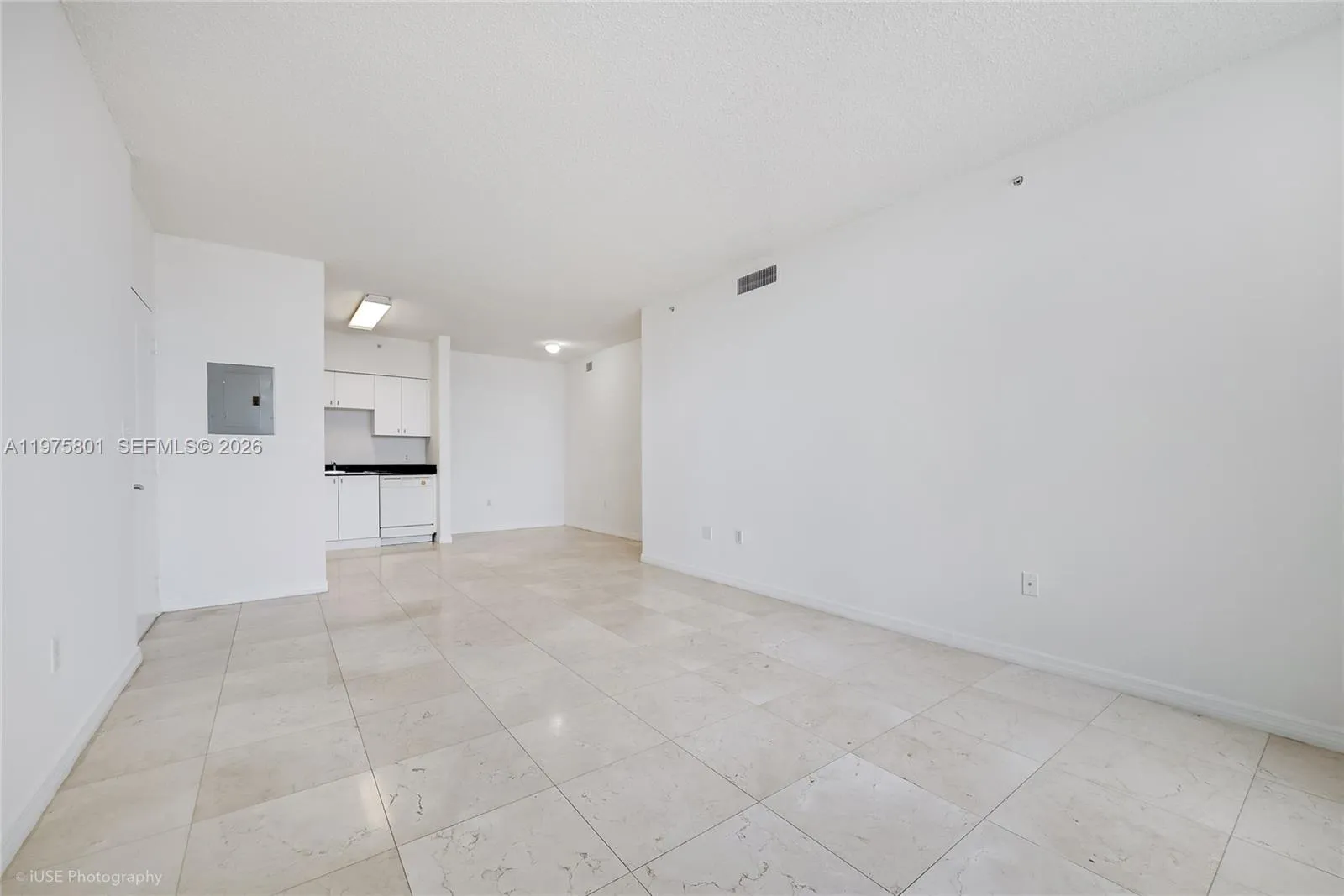 5099 Nw 7th St Ts-01, Miami, Florida 33126, Miami, Florida 33126, 2 Bedrooms Bedrooms, ,2 BathroomsBathrooms,Residential Lease,For Rent,5099 Nw 7th St Ts-01, Miami, Florida 33126,A11975801