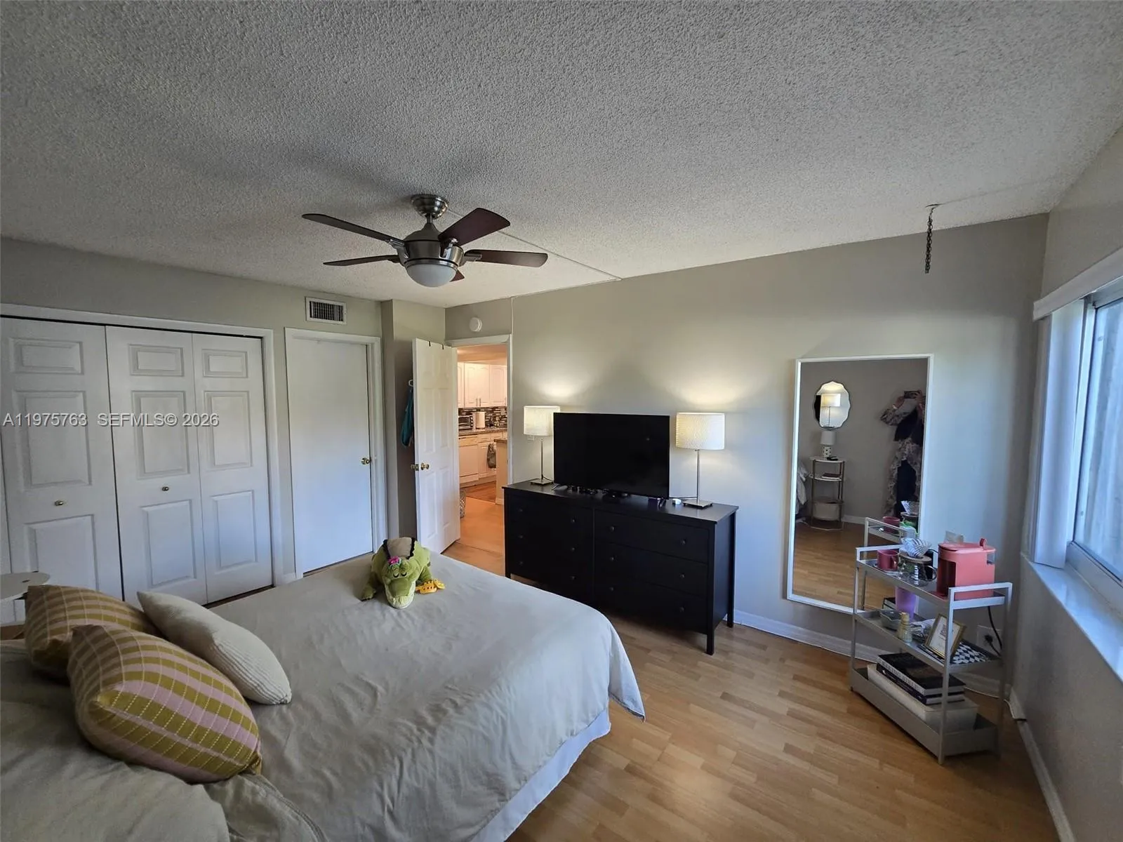 140 Lakeview Dr 111, Weston, Florida 33326, Weston, Florida 33326, 2 Bedrooms Bedrooms, ,2 BathroomsBathrooms,Residential,For Sale,140 Lakeview Dr 111, Weston, Florida 33326,A11975763