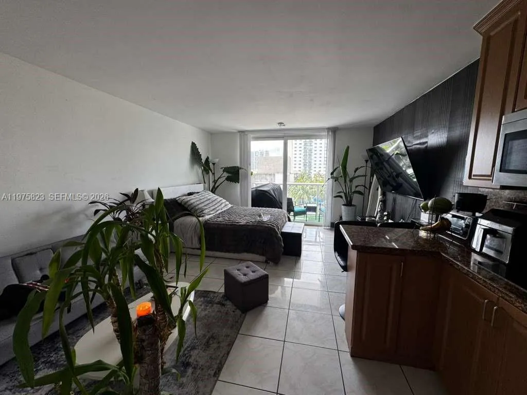 19201 Collins Av 432, Sunny Isles Beach, Florida 3, Sunny Isles Beach, Florida 33160, ,1 BathroomBathrooms,Residential Lease,For Rent,19201 Collins Av 432, Sunny Isles Beach, Florida 3,A11975823