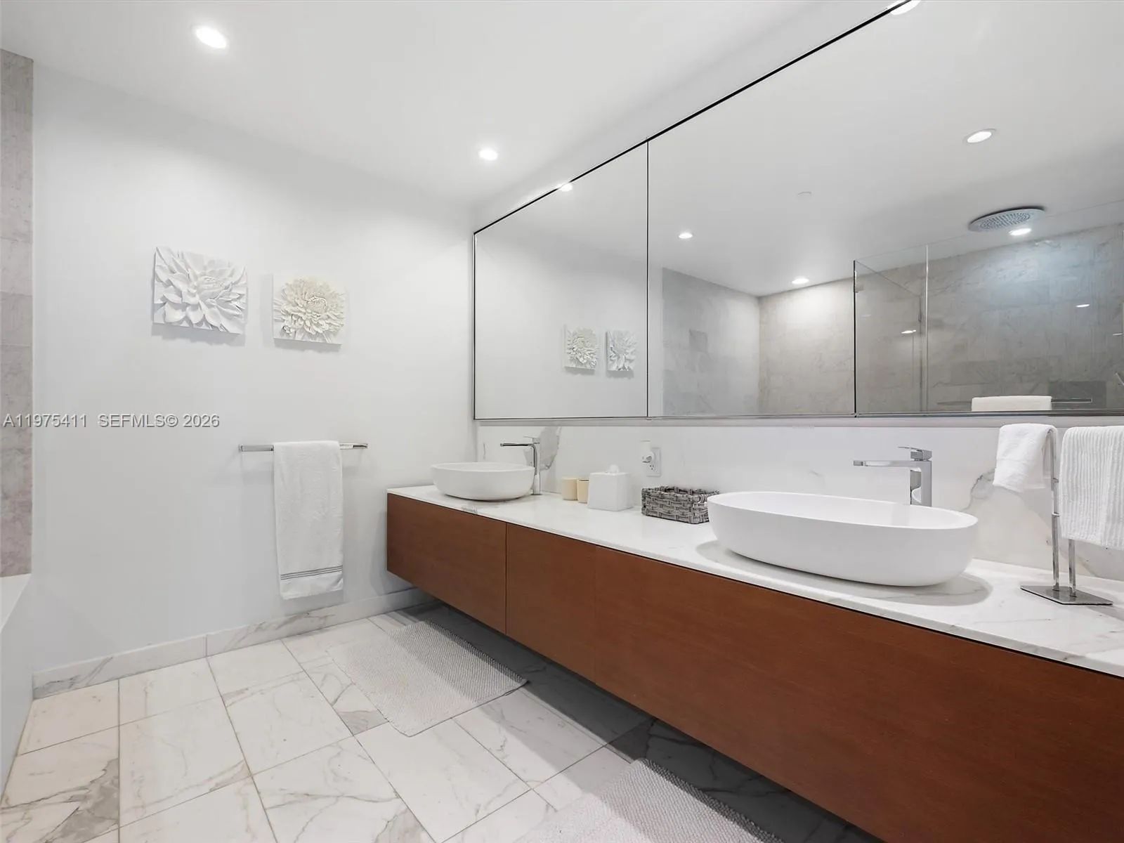 10203 Collins Ave 1105, Bal Harbour, Florida 33154, Bal Harbour, Florida 33154, 2 Bedrooms Bedrooms, ,2 BathroomsBathrooms,Residential Lease,For Rent,10203 Collins Ave 1105, Bal Harbour, Florida 33154,A11975411