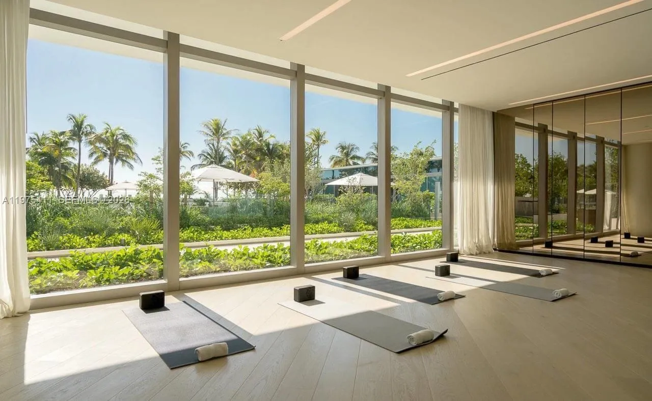10203 Collins Ave 1105, Bal Harbour, Florida 33154, Bal Harbour, Florida 33154, 2 Bedrooms Bedrooms, ,2 BathroomsBathrooms,Residential Lease,For Rent,10203 Collins Ave 1105, Bal Harbour, Florida 33154,A11975411