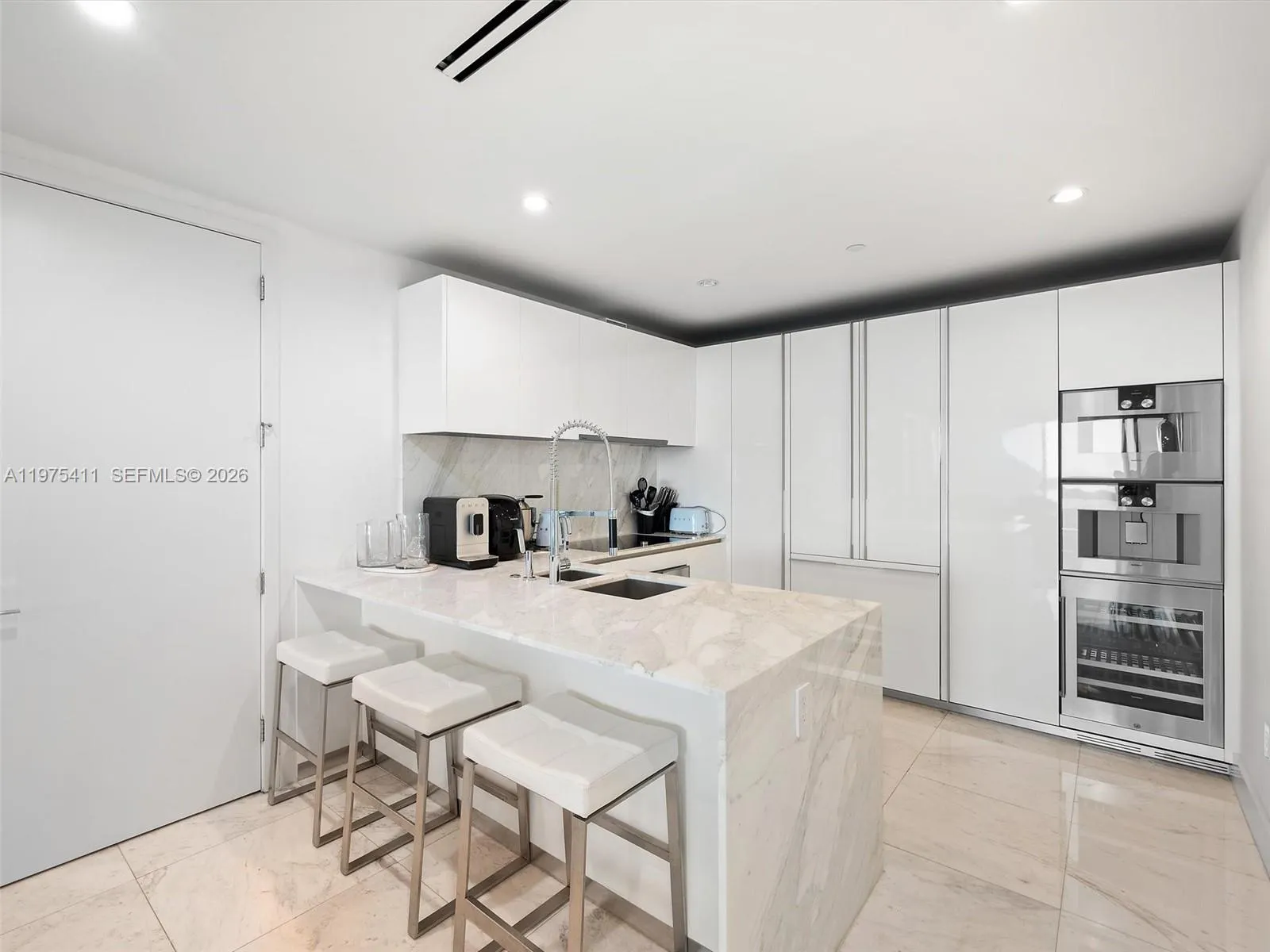 10203 Collins Ave 1105, Bal Harbour, Florida 33154, Bal Harbour, Florida 33154, 2 Bedrooms Bedrooms, ,2 BathroomsBathrooms,Residential Lease,For Rent,10203 Collins Ave 1105, Bal Harbour, Florida 33154,A11975411