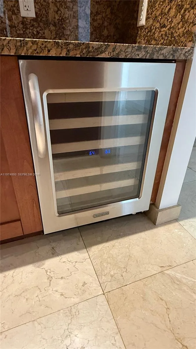 642 Valencia 305, Coral Gables, Florida 33134, Coral Gables, Florida 33134, 2 Bedrooms Bedrooms, ,3 BathroomsBathrooms,Residential,For Sale,642 Valencia 305, Coral Gables, Florida 33134,A11974893