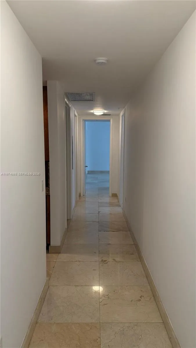 642 Valencia 305, Coral Gables, Florida 33134, Coral Gables, Florida 33134, 2 Bedrooms Bedrooms, ,3 BathroomsBathrooms,Residential,For Sale,642 Valencia 305, Coral Gables, Florida 33134,A11974893
