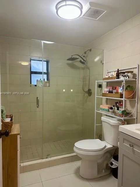 Miami, Florida 33181, 2 Bedrooms Bedrooms, ,1 BathroomBathrooms,Residential Lease,For Rent,A11975870