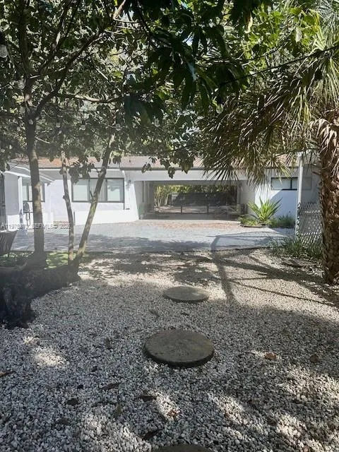 Miami, Florida 33181, 2 Bedrooms Bedrooms, ,1 BathroomBathrooms,Residential Lease,For Rent,A11975870