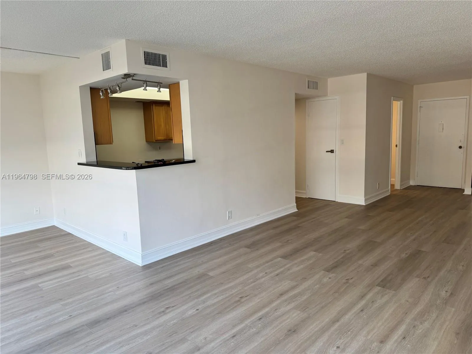 2000 Atlantic Shores Blvd 209, Hallandale Beach, F, Hallandale Beach, Florida 33009, 2 Bedrooms Bedrooms, ,1 BathroomBathrooms,Residential Lease,For Rent,2000 Atlantic Shores Blvd 209, Hallandale Beach, F,A11964798
