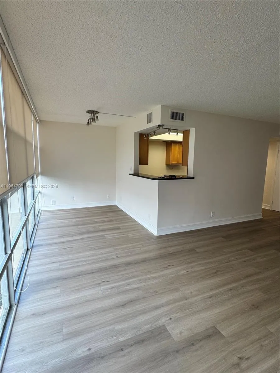 2000 Atlantic Shores Blvd 209, Hallandale Beach, F, Hallandale Beach, Florida 33009, 2 Bedrooms Bedrooms, ,1 BathroomBathrooms,Residential Lease,For Rent,2000 Atlantic Shores Blvd 209, Hallandale Beach, F,A11964798