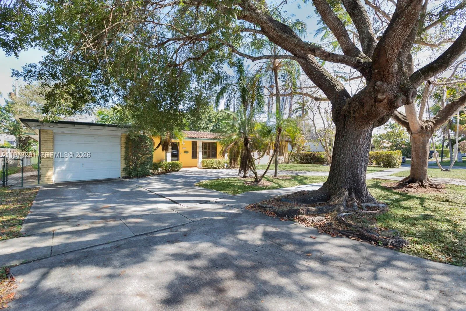 3721 Sw 58th Ave, Miami, Florida 33155, Miami, Florida 33155, 3 Bedrooms Bedrooms, ,3 BathroomsBathrooms,Residential,For Sale,3721 Sw 58th Ave, Miami, Florida 33155,A11973291