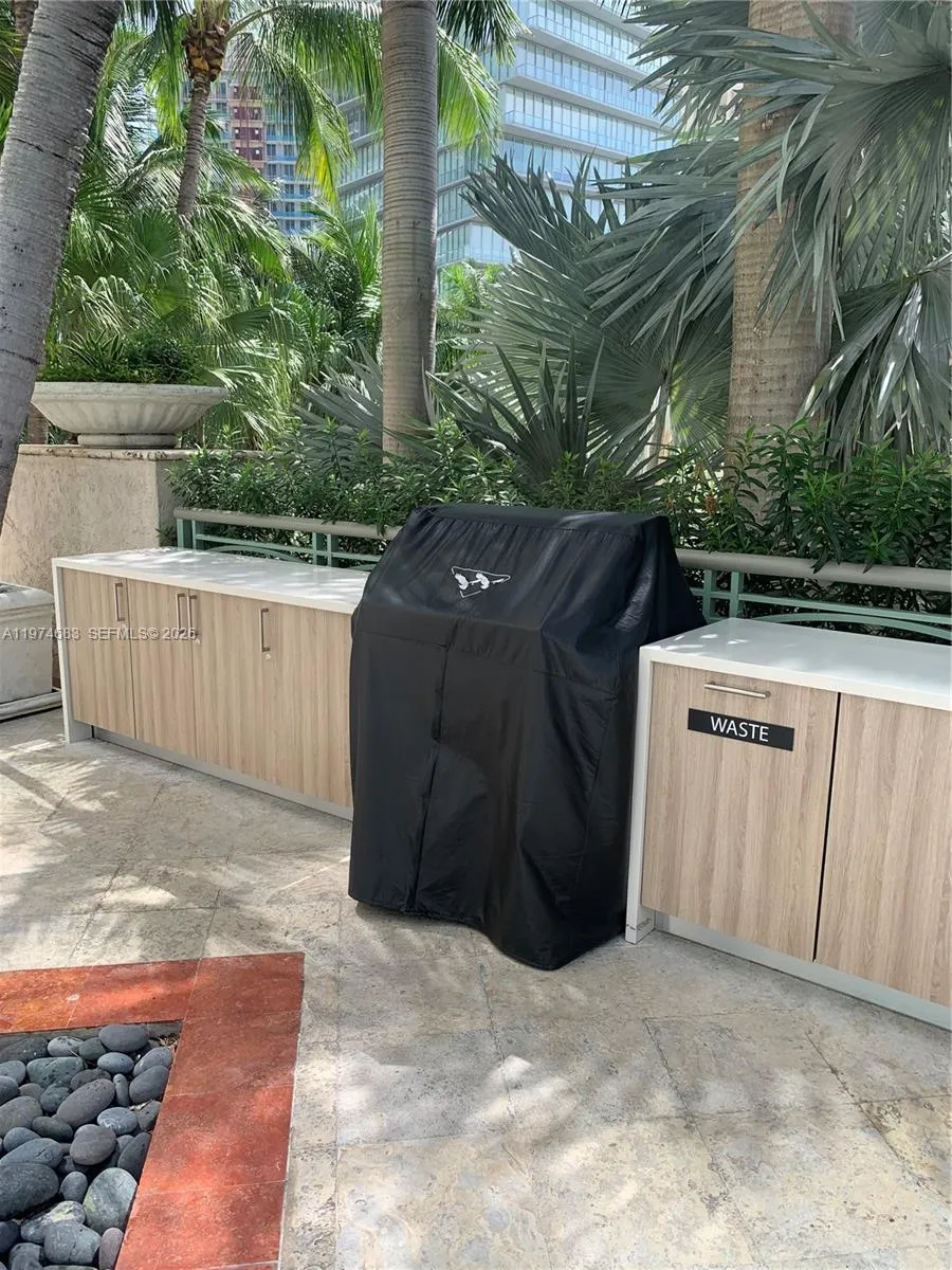 3400 Sw 27th Ave 906, Miami, Florida 33133, Miami, Florida 33133, 2 Bedrooms Bedrooms, ,2 BathroomsBathrooms,Residential,For Sale,3400 Sw 27th Ave 906, Miami, Florida 33133,A11974683