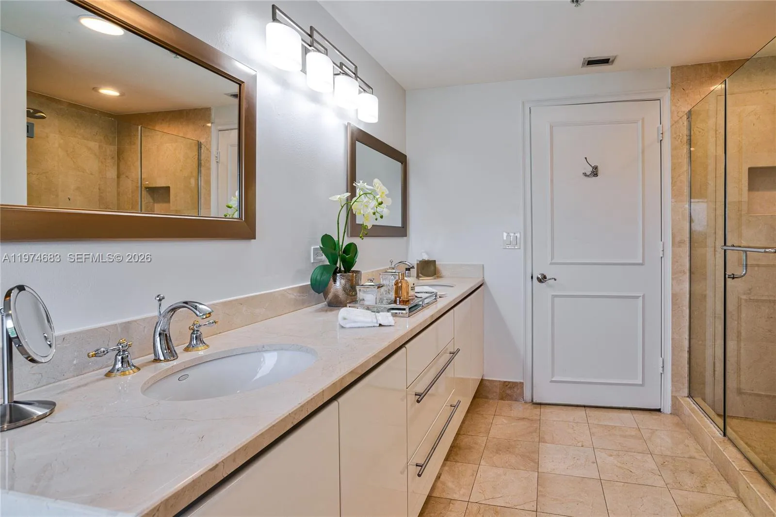 3400 Sw 27th Ave 906, Miami, Florida 33133, Miami, Florida 33133, 2 Bedrooms Bedrooms, ,2 BathroomsBathrooms,Residential,For Sale,3400 Sw 27th Ave 906, Miami, Florida 33133,A11974683