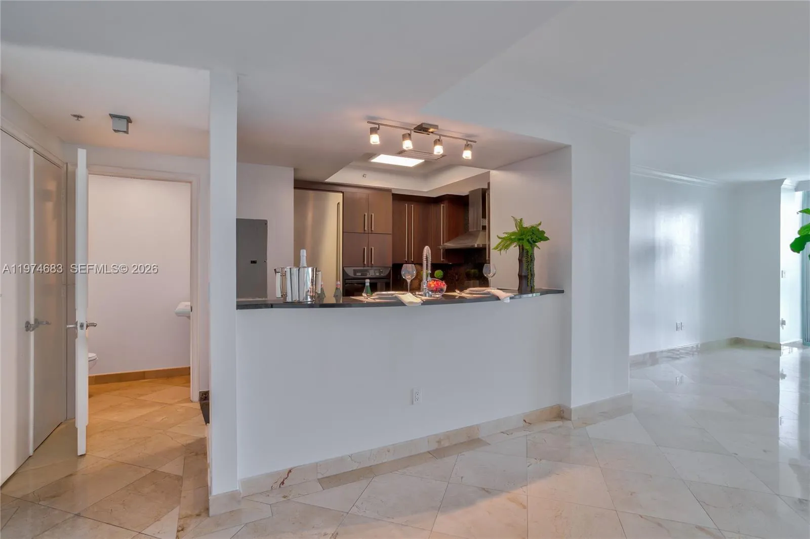 3400 Sw 27th Ave 906, Miami, Florida 33133, Miami, Florida 33133, 2 Bedrooms Bedrooms, ,2 BathroomsBathrooms,Residential,For Sale,3400 Sw 27th Ave 906, Miami, Florida 33133,A11974683