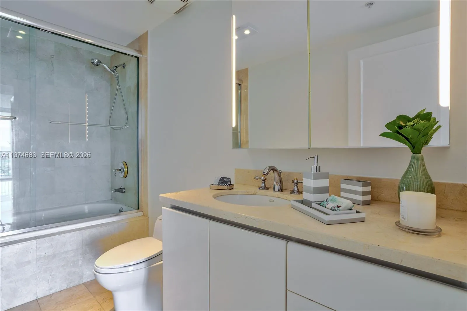 3400 Sw 27th Ave 906, Miami, Florida 33133, Miami, Florida 33133, 2 Bedrooms Bedrooms, ,2 BathroomsBathrooms,Residential,For Sale,3400 Sw 27th Ave 906, Miami, Florida 33133,A11974683
