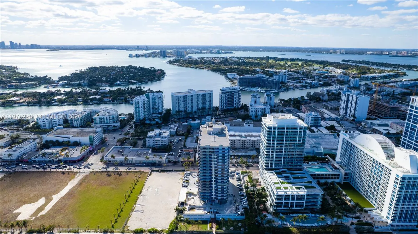 6767 Collins Ave 706, Miami Beach, Florida 33141, Miami Beach, Florida 33141, 2 Bedrooms Bedrooms, ,2 BathroomsBathrooms,Residential,For Sale,6767 Collins Ave 706, Miami Beach, Florida 33141,A11975228